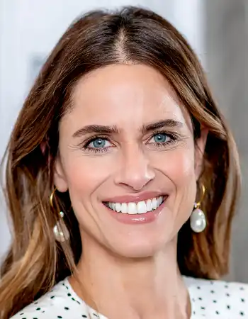 Amanda Peet
