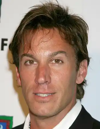 Dan Cortese